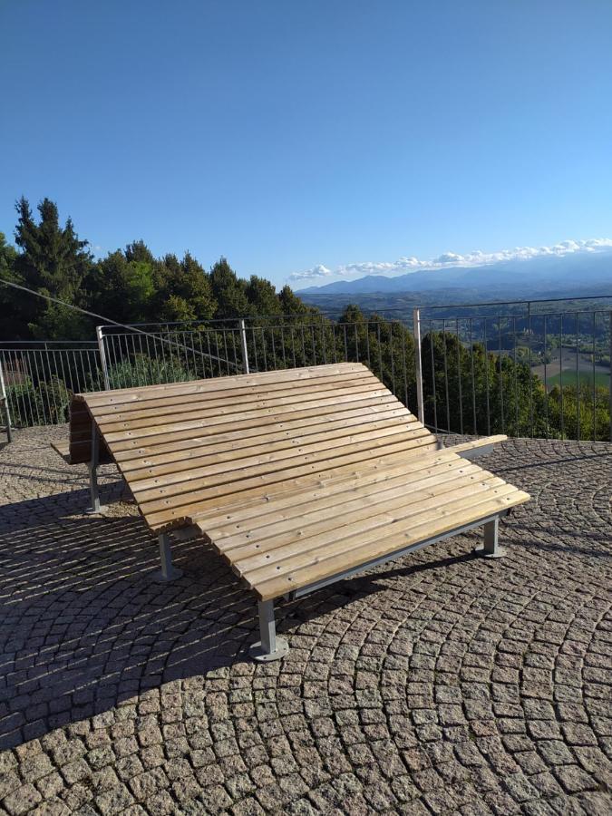 Casa Mantel Holiday Home Panoramic View In Langhe Новелло Экстерьер фото